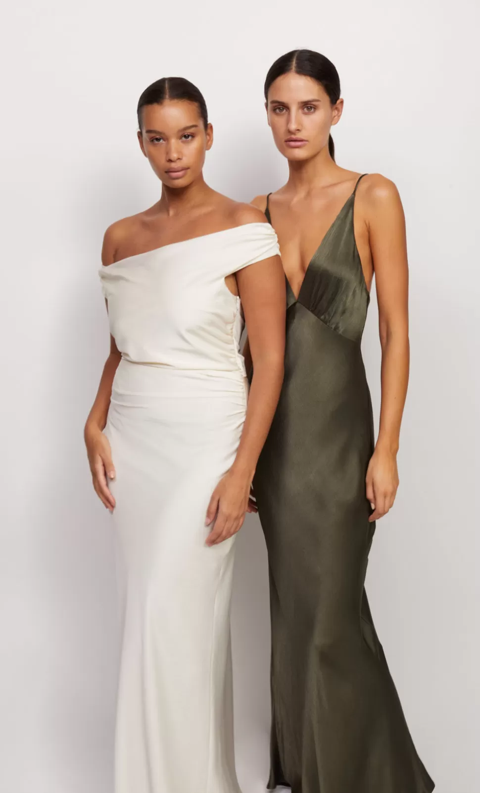 GOWNS | MAXI'S^BEC + BRIDGE MOON DANCE V MAXI DRESS DARK WILLOW